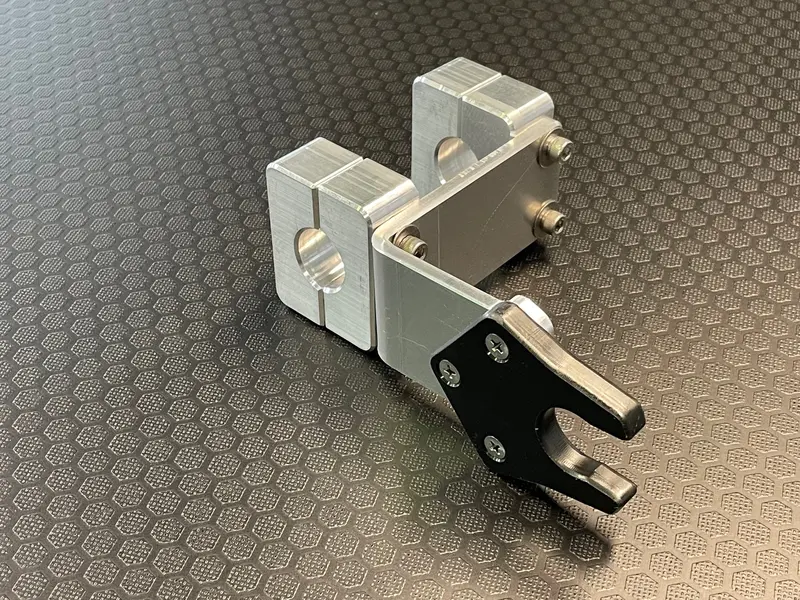 7/8-Inch Rail-Mount Stow Clip for Fishing Gear