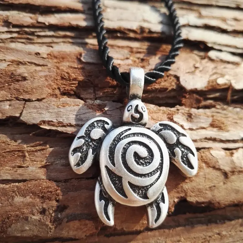 Antique Silver Sea Turtle Pendant Necklace – Tribal-Inspired Animal Jewelry with Coastal Charm