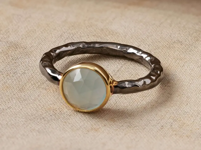 Arne Aquamarine Gemstone Ring – Handcrafted Jewelry