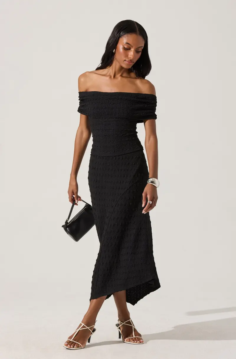Asymmetric Knit Skirt with Textured Finish