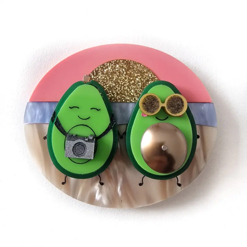 Avocado in Love Brooch – Cute Romantic Charm
