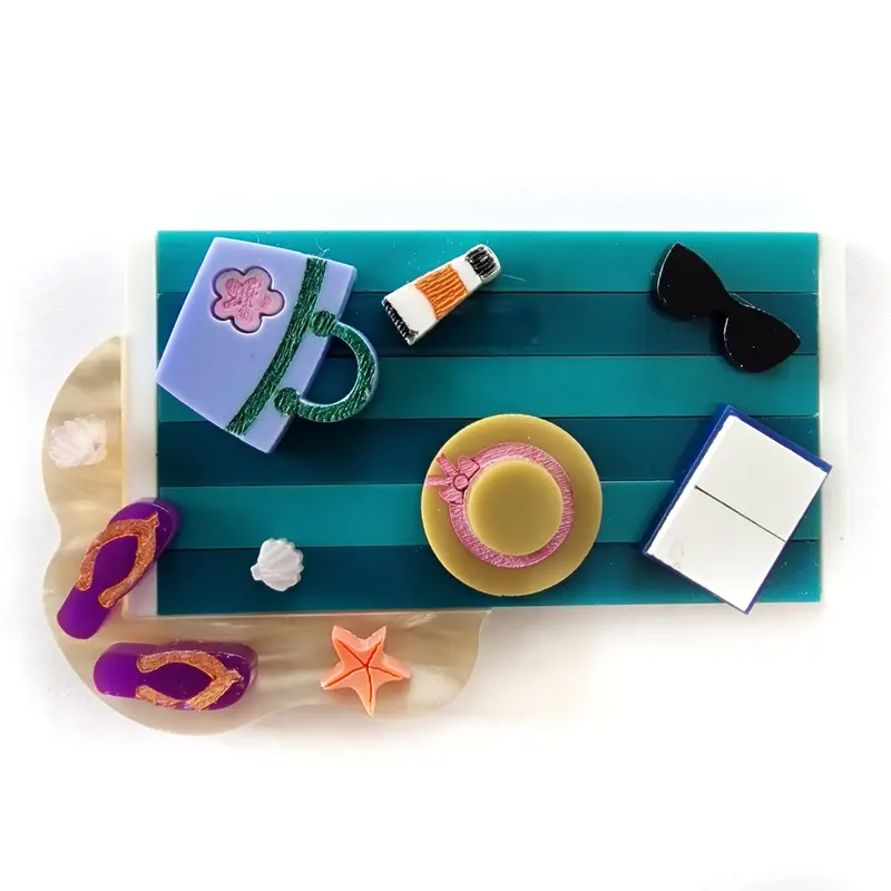 Beach Towel & Tote Brooch