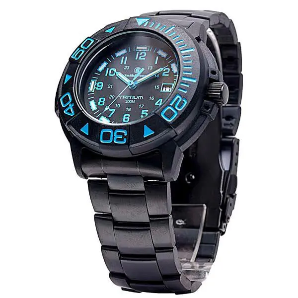 Diver-Inspired Tritium Watch – 40mm Case, Blue Dial, Black Rubber Strap
