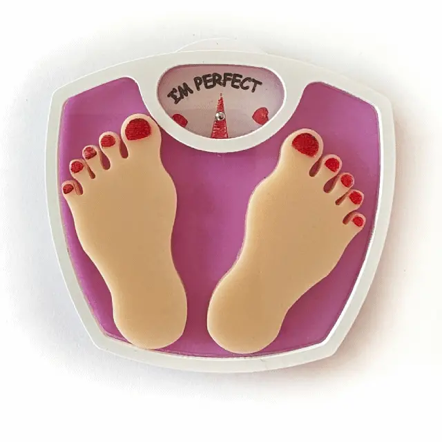 Dynamic ‘Love Yourself But…’ Scale Brooch