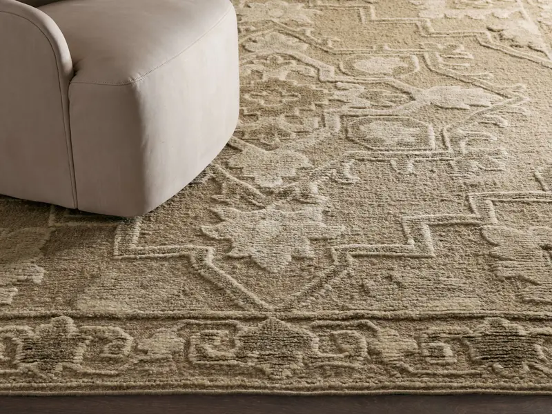 Gia Artisan Hand-Knotted Area Rug