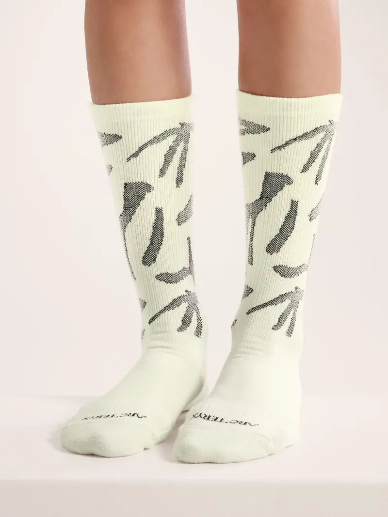 Grotto Mid Sock – 100% Merino Wool Performance Blend