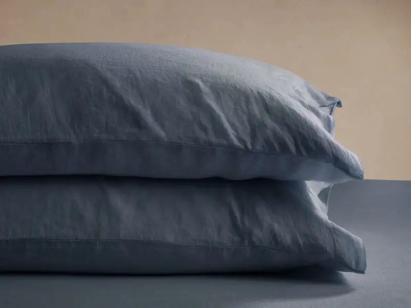 Indigo Italian Garment-Dyed Linen Pillowcase Pair