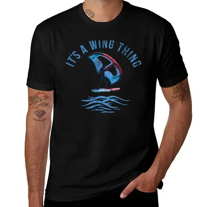 ‘It’s a Wing Thing’ Vintage-Inspired Tee – Streetwear-Ready Wingfoiling & Wingsurfing Apparel