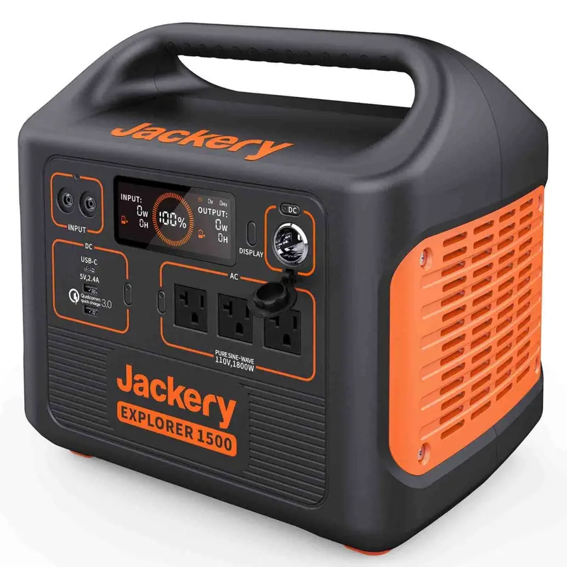 Jackery Solar Generator 1500 Complete System with Four 100W SolarSaga Panels