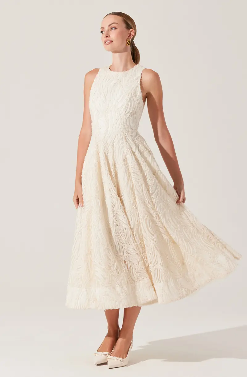 Lillemor Textured 3D-Knit Midi Dress