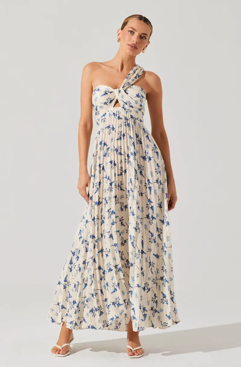 Rasya Flowy Pleated Floral Maxi Dress