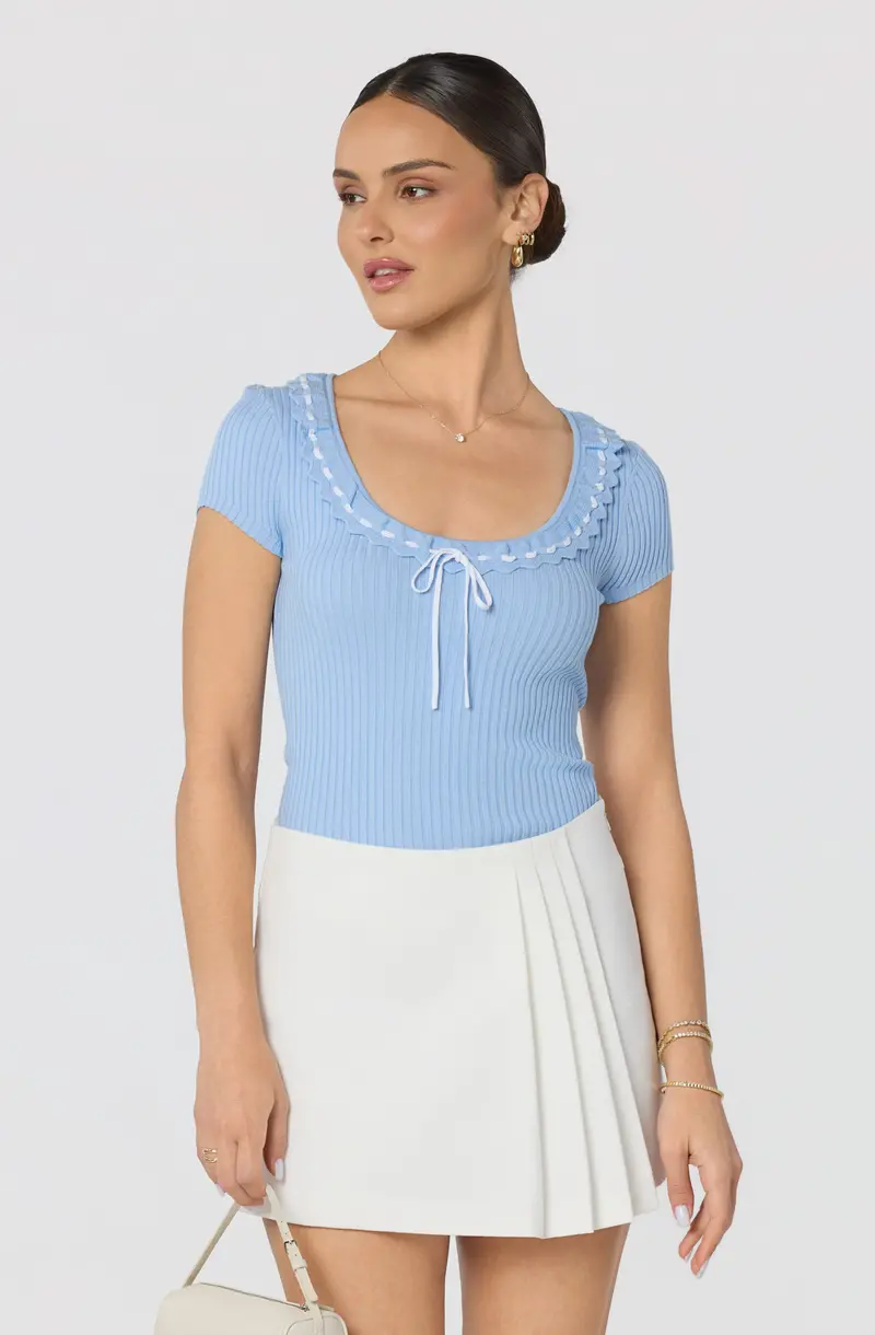 Ribbed Sweater Top with Ruffled Hem – Lina