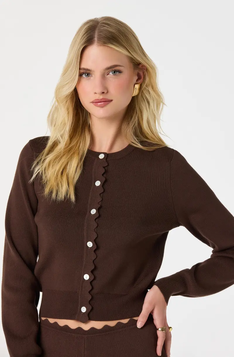 Scalloped Crewneck Lightweight Cardigan