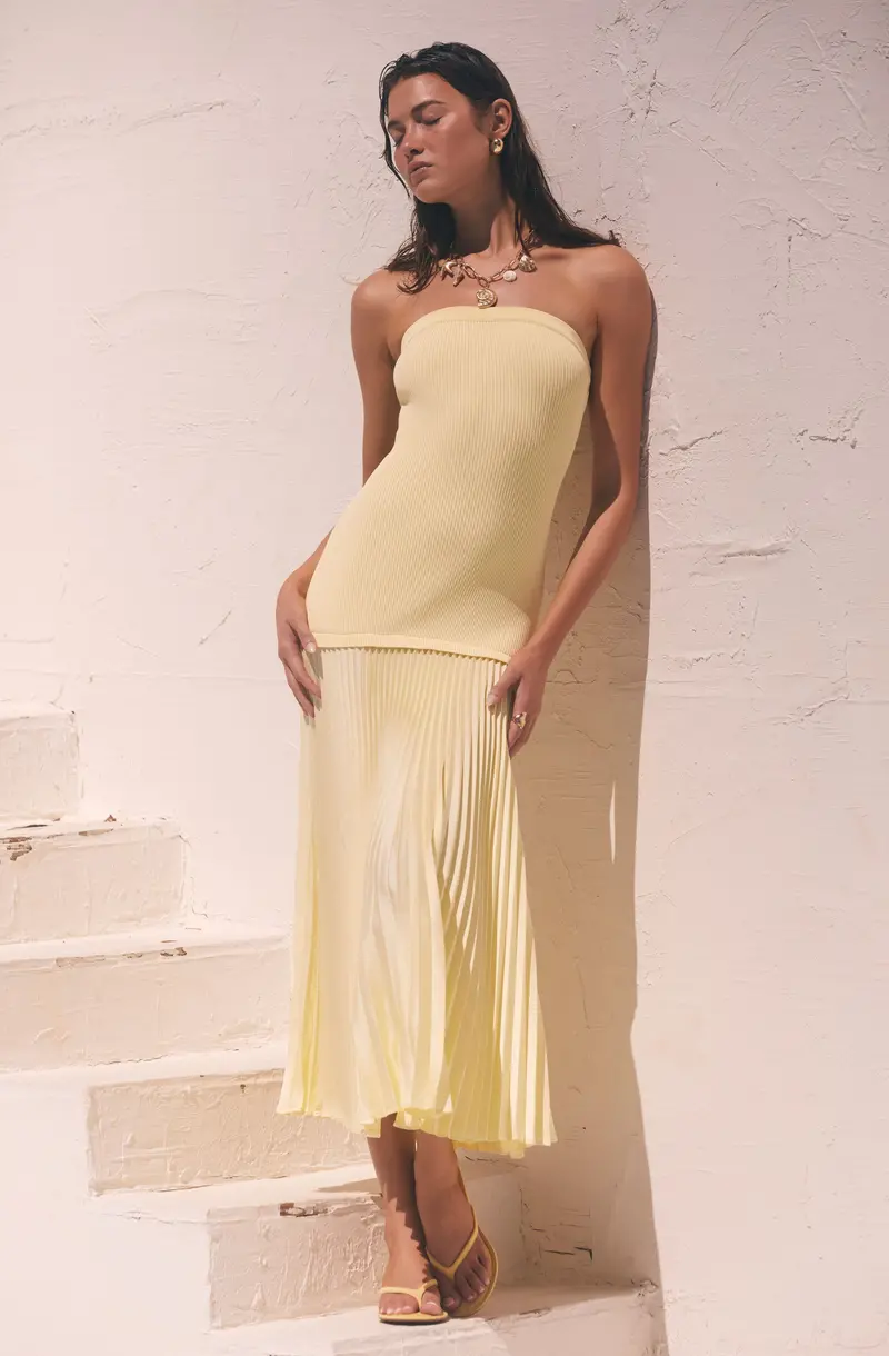 Selune Mixed-Media Maxi Dress – Modern Layered Design