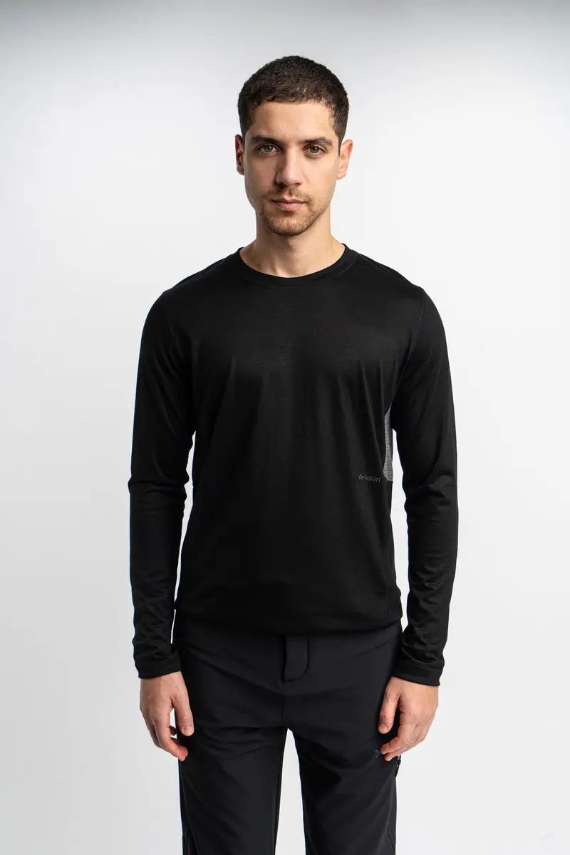 Sivo Moisture-Wicking Long-Sleeve Base Layer