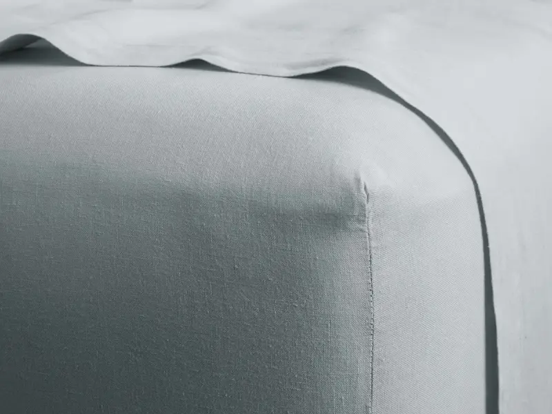 Sky Italian Garment-Dyed Linen Fitted Sheet