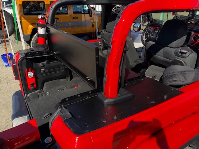 Slipstream Jeep JL Security Enclosure – 2-Door Hard Shell (2018–2023 Models)