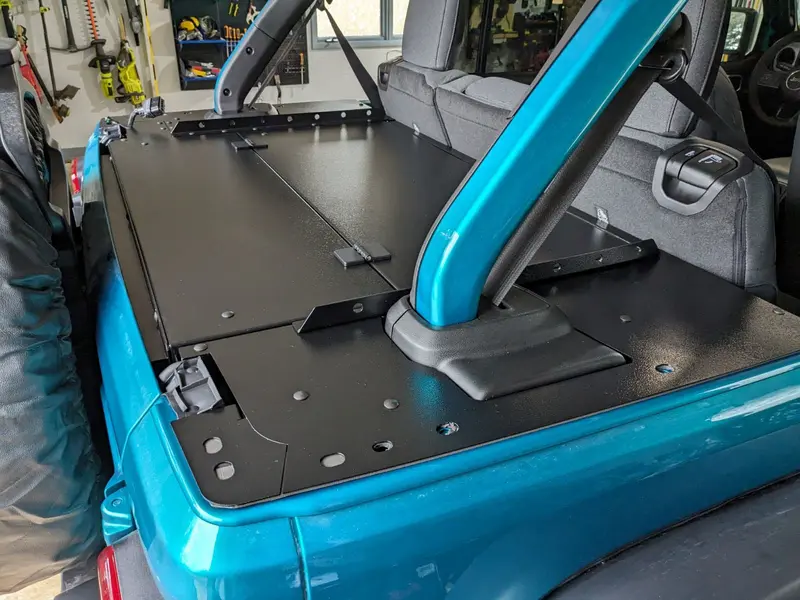Slipstream Jeep JLU Security Enclosure – 4-Door (2024+)
