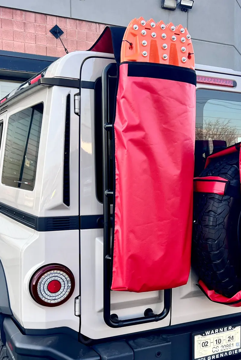 Traction Board Storage Bag with Ladder Mount System