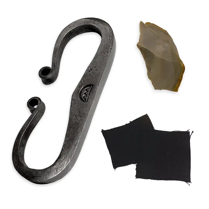 Traditional Flint-and-Steel Fire Starting Kit – High-Carbon Striker, Flint & Charcloth