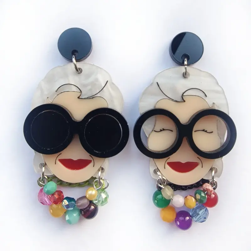 Triple-Chain Iris Earrings – Elegant Layered Design