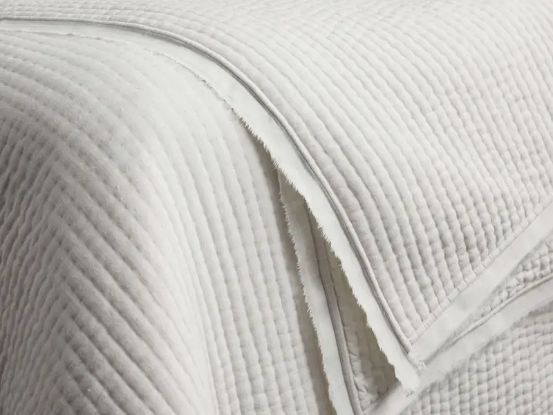 Tulaya Lightweight Cotton Quilt