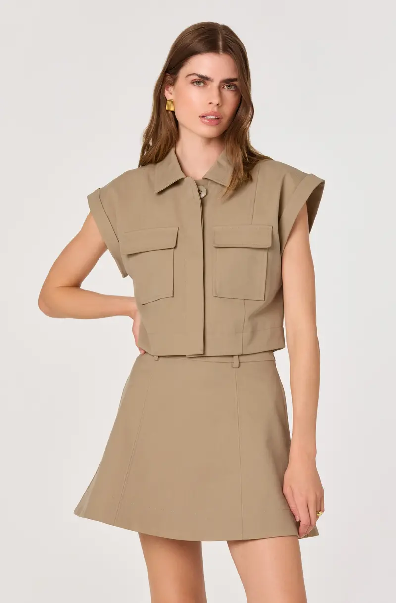 Utility-Style Cropped Top – Cairn